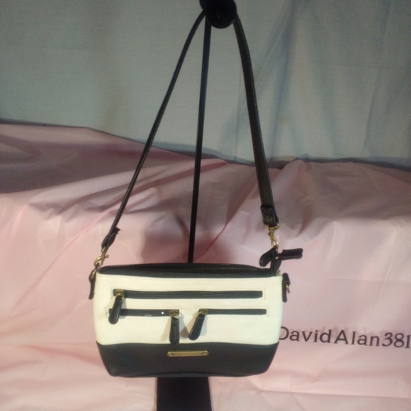 STONE MOUNTAIN Blue&White Talia Low Volume Cross Body § - Picture 2 of 9